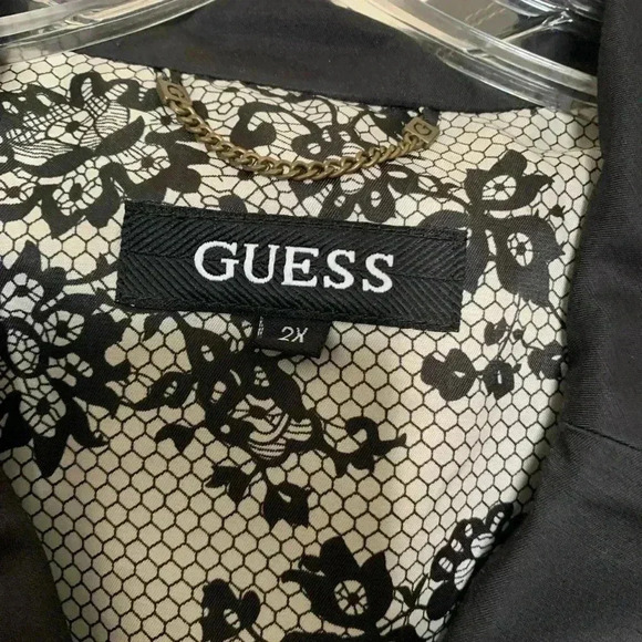 Black Guess Nylon Jacket - Picture 5 of 6
